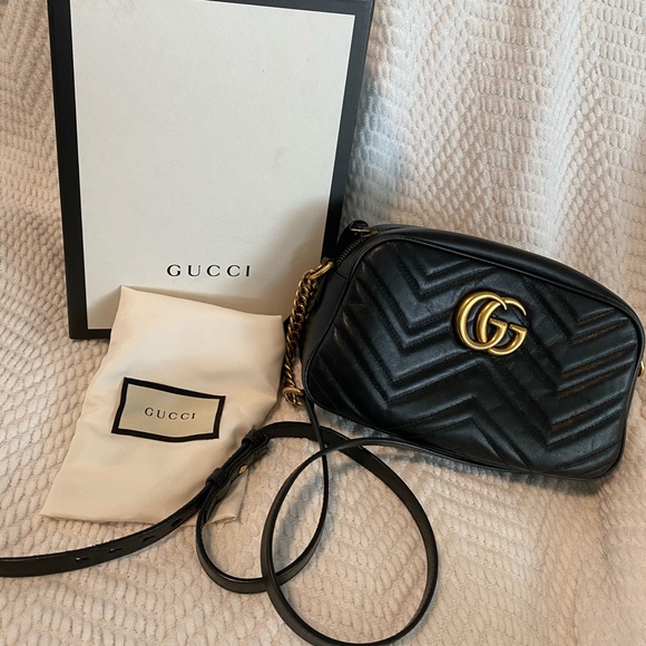 🚫SOLD🚫 Gucci Crossbody *ADDITIONAL PHOTOS* - Picture 1 of 12